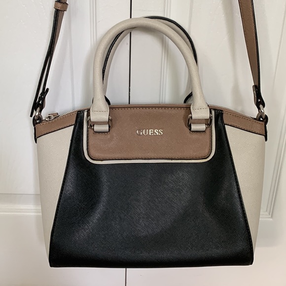 Guess crossbody bag - Picture 2 of 7